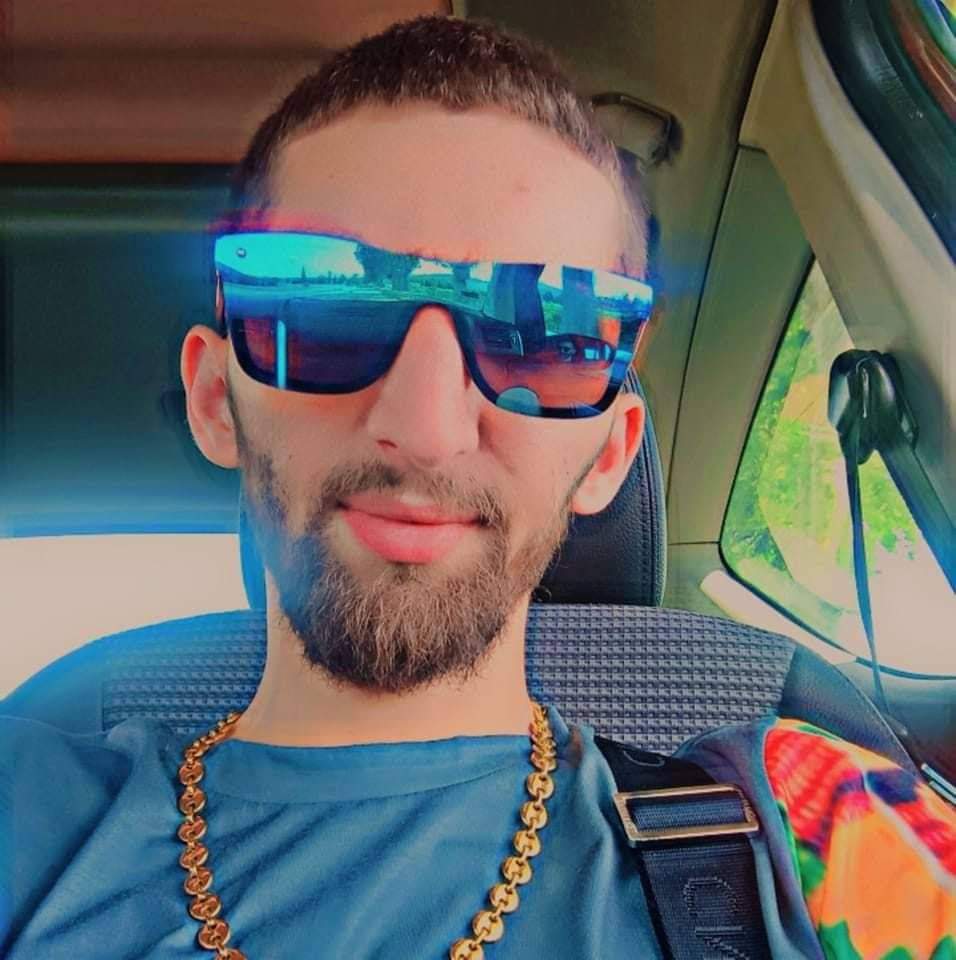 Profil de Arif, 27 ans, Libertine à Roder