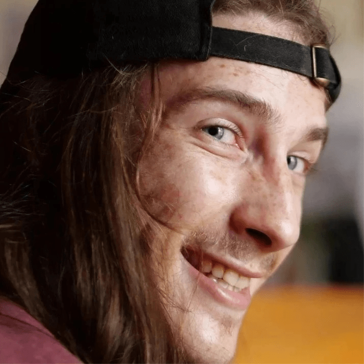 Profil de Ethanael, 28 ans, Libertine à Beiler