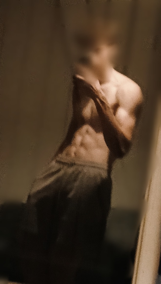 Profil de Oumarou, 19 ans, Libertine à Holler