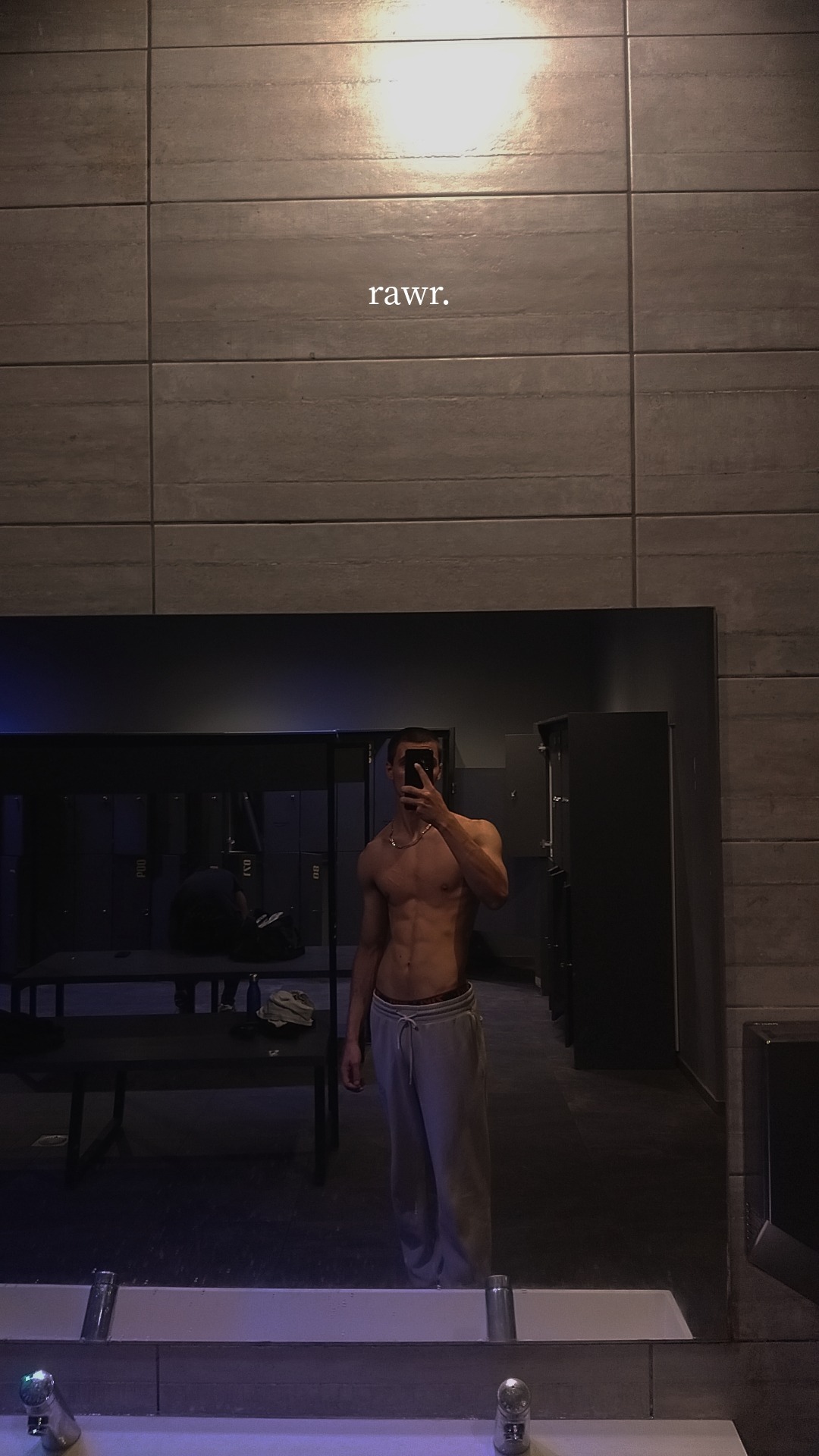 Profil de Dinis, 19 ans, Libertine à Bech