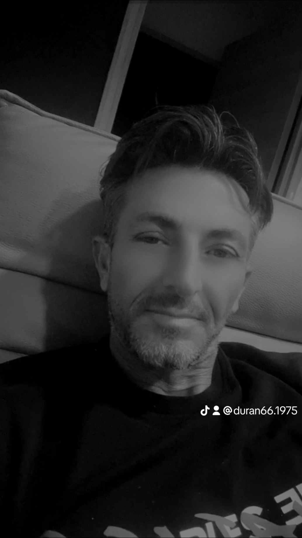 Profil de Omur, 50 ans, Libertine à Troine-Route