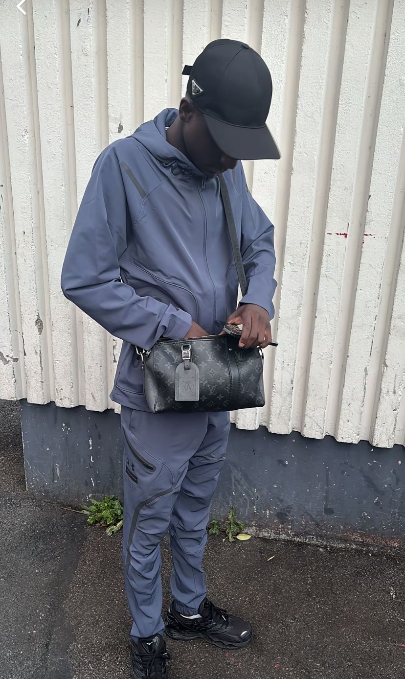 Profil de Doua, 22 ans, Libertine à Binsfeld