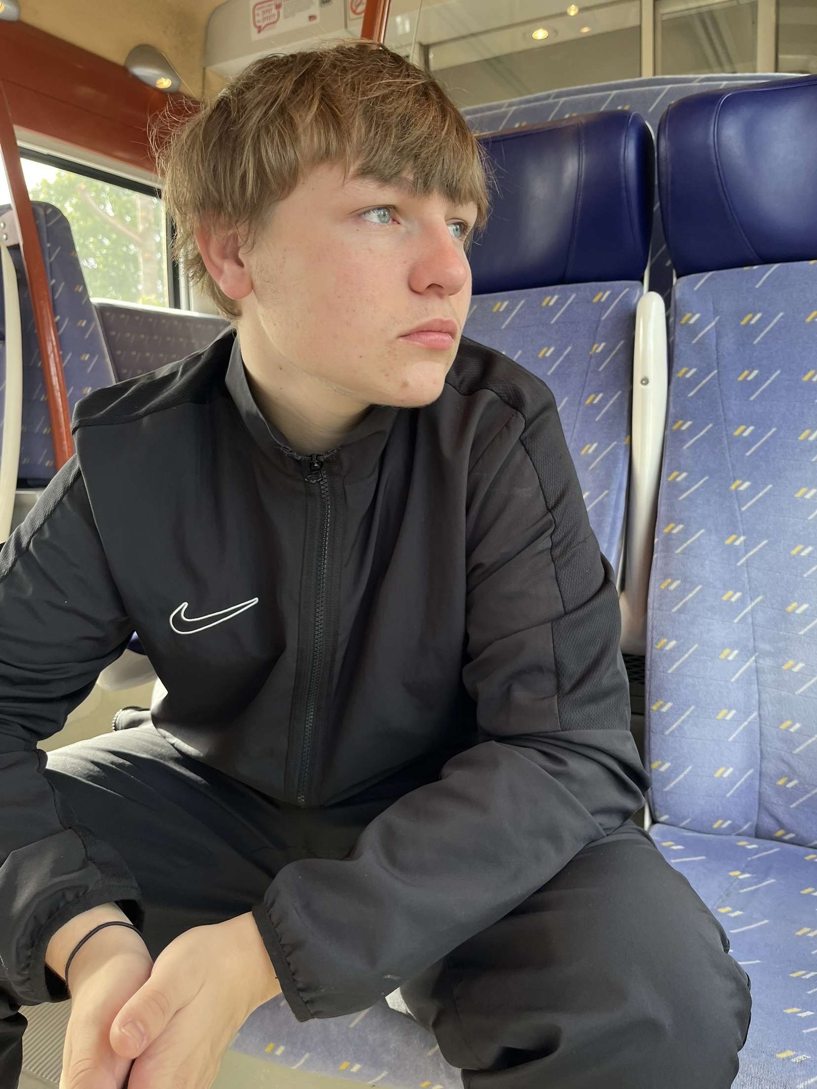 Profil de Clyde, 19 ans, Libertine à Weicherdange